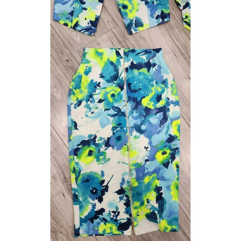 Hot Gal & Silhouette NYC Short Blazer & Skirt Suit with Zipper Woman's Size S